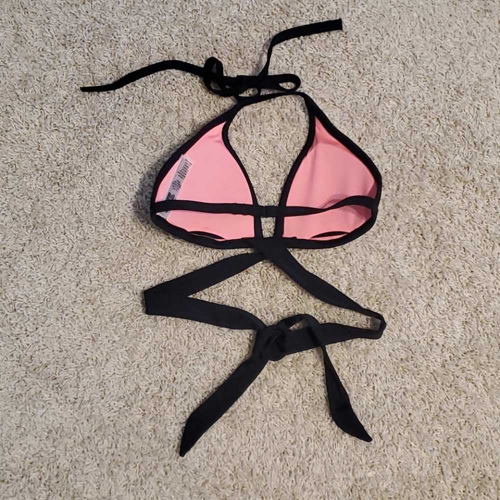 Victoria's Secret Pink bikini - Picture 5 of 8